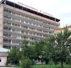 ՀՀ ՈՍՏԻԿԱՆՈՒԹՅԱՆ ԿՐԹԱՀԱՄԱԼԻՐԸ ՀԱՅՏԱՐԱՐՈՒՄ Է ԸՆԴՈՒՆԵԼՈՒԹՅՈՒՆ «ՊԱՀՆՈՐԴԱԿԱՆ ԳՈՐԾ» ՄԱՍՆԱԳԻՏՈՒԹՅԱՄԲ ՆԱԽՆԱԿԱՆ ՄԱՍՆԱԳԻՏԱԿԱՆ (ԱՐՀԵՍՏԱԳՈՐԾԱԿԱՆ) ԿՐԹԱԿԱՆ ԾՐԱԳՐՈՎ ԱՌԿԱ ՎՃԱՐՈՎԻ ՈՒՍՈՒՑՄԱՆ ՀԱՄԱՐ 28.11.2013.