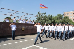 Տեղի ունեցավ կրթահամալիրի ակադեմիայի իրավագիտության  ֆակուլտետի  2015-2016  ուստարվա շրջանավարտների դիպլոմների հանձնման հանդիսավոր արարողությունը