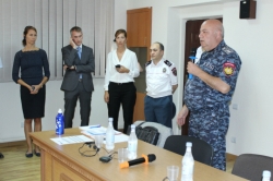 «Ժողովրդավարական ոստիկանություն` հավասար իրավունքներ և հնարավորություններ» թեմայով կլոր–սեղան քննարկում կրթահամալիրում