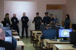 Курс лекций  на тему “Демократическое управление массами”