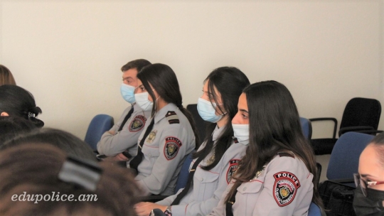 Կլոր սեղան-քննարկում «Ոստիկանության լրատվական ծառայության դերը հանցավորության կանխարգելման գործընթացում» խորագրով